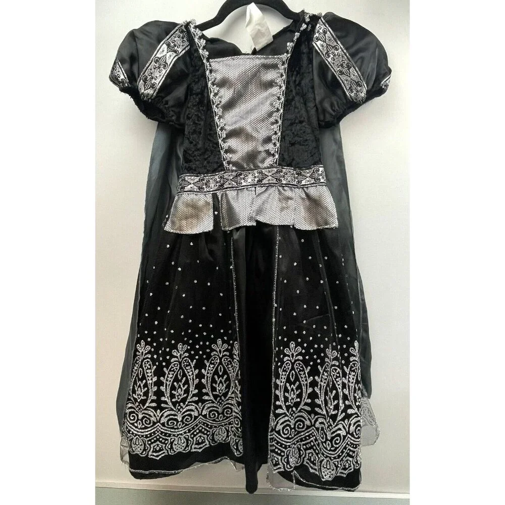 Girls' Gothic Queen Halloween Costume Dress Size Medium 10-12 Years